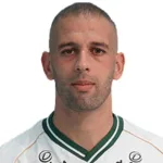 I. Slimani